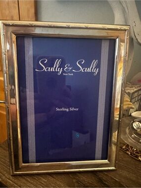 Scully & Scully Polished Silver Picture Frame